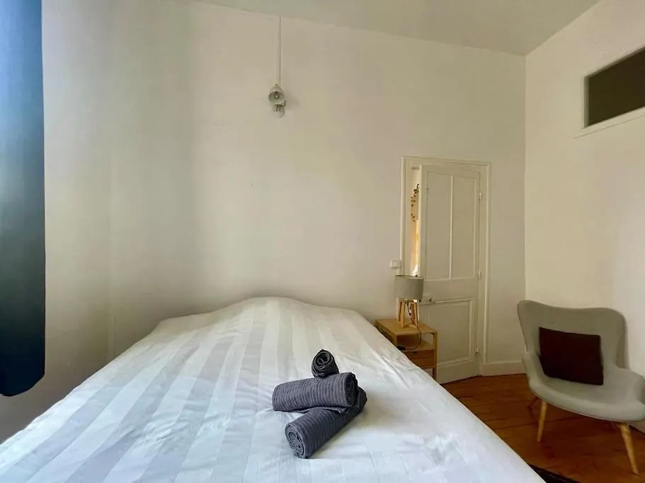 Petit Cine Croix-Roussien Apartment Lyon France